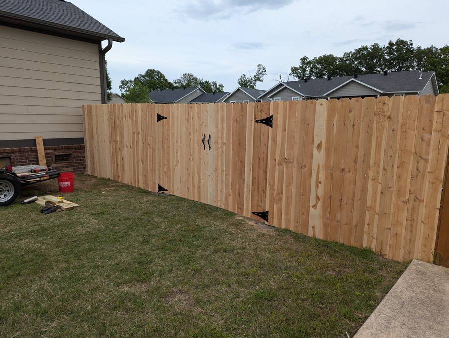 Wood Privacy Fence & Gate